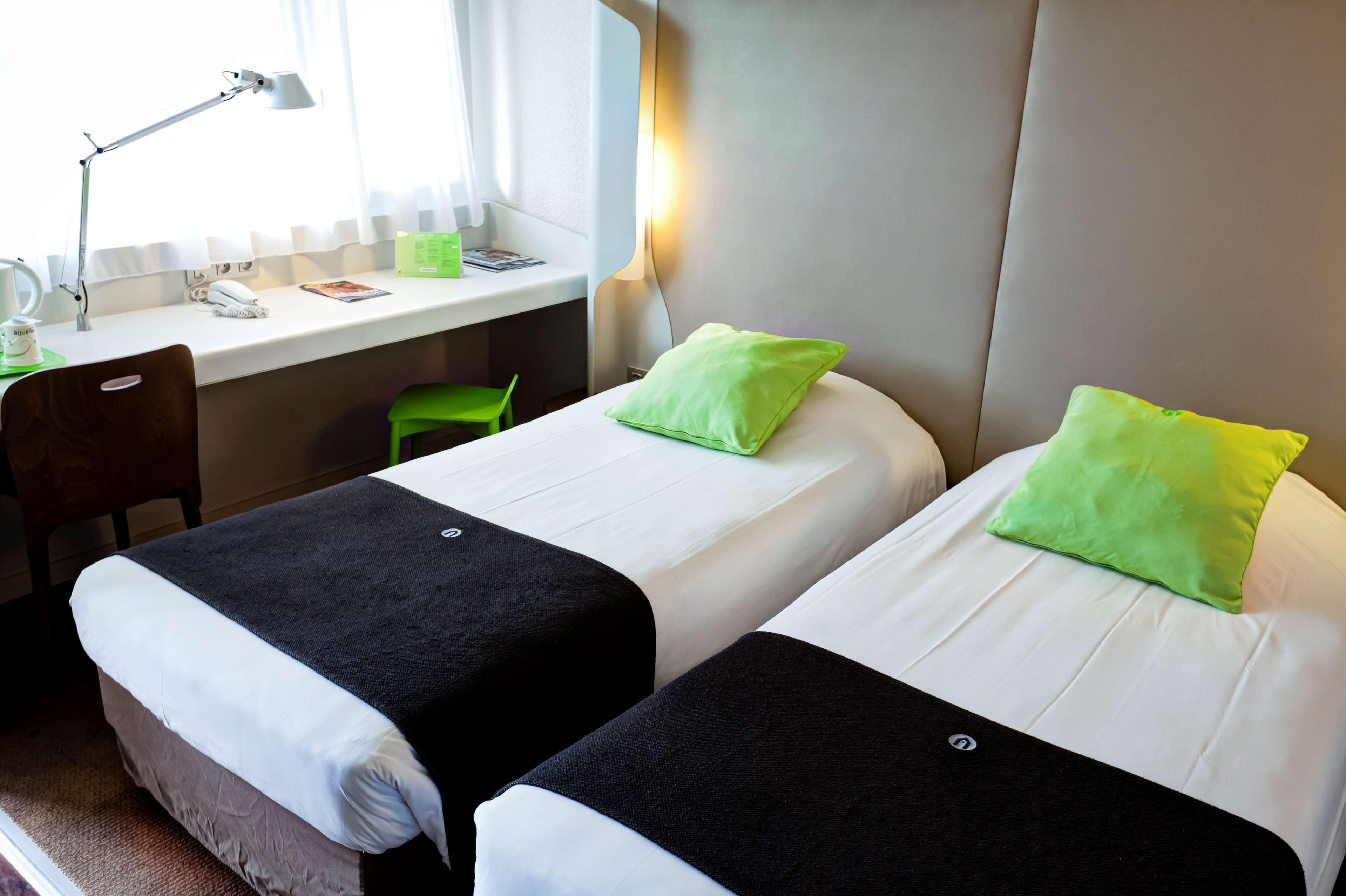 Campanile Creteil - Bonneuil Sur Marne Hotel Екстериор снимка