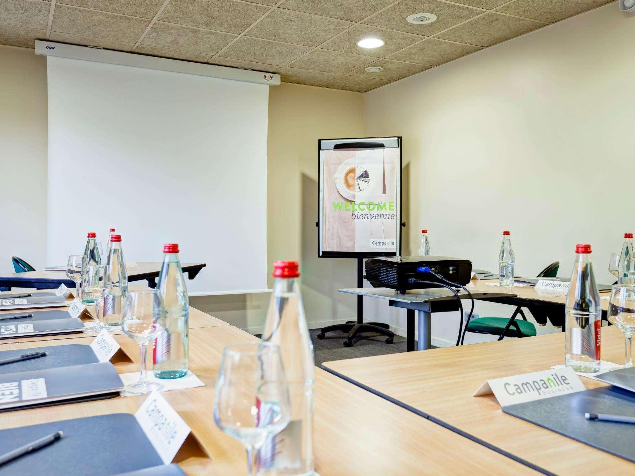 Campanile Creteil - Bonneuil Sur Marne Hotel Екстериор снимка