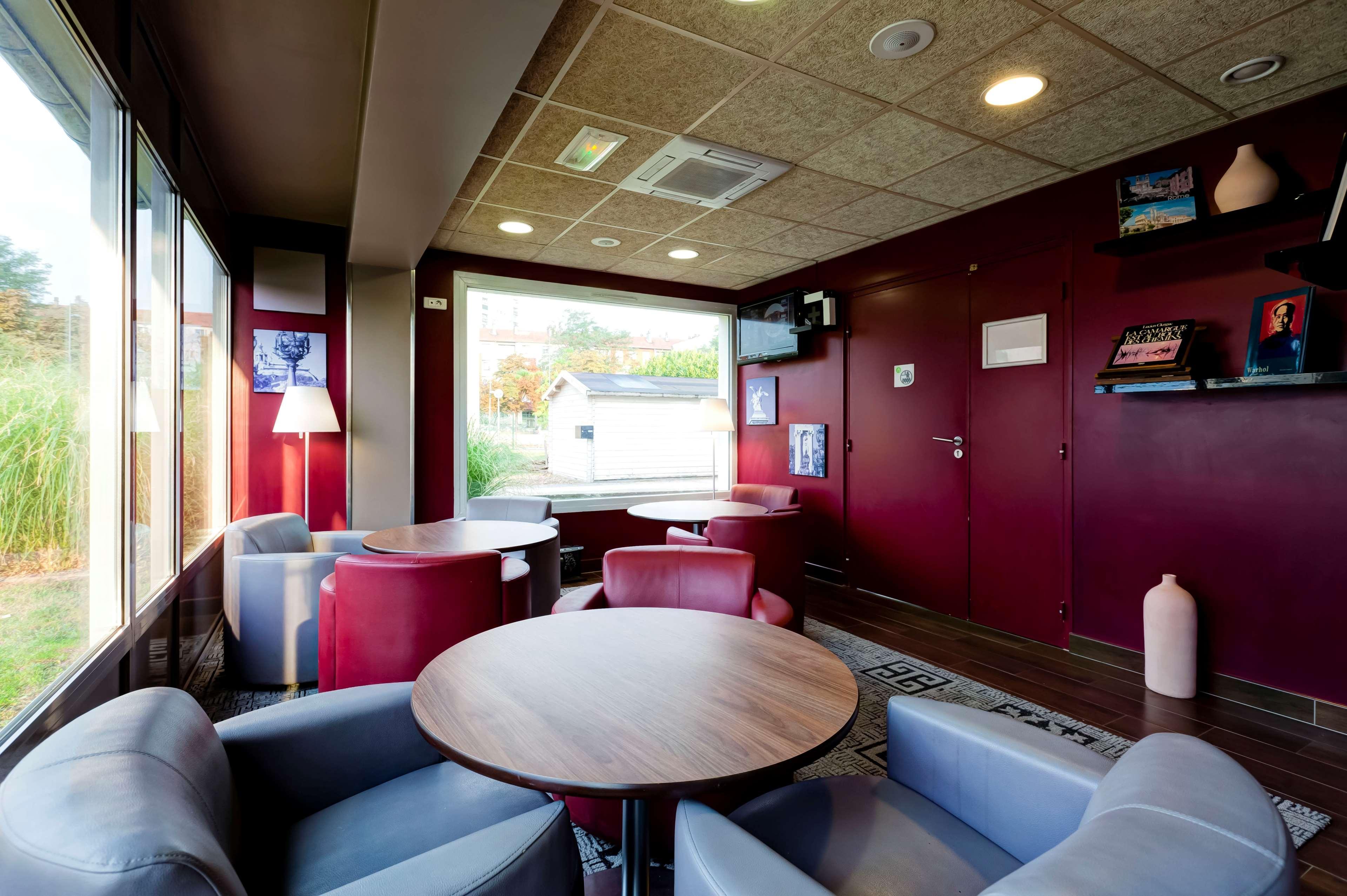 Campanile Creteil - Bonneuil Sur Marne Hotel Екстериор снимка