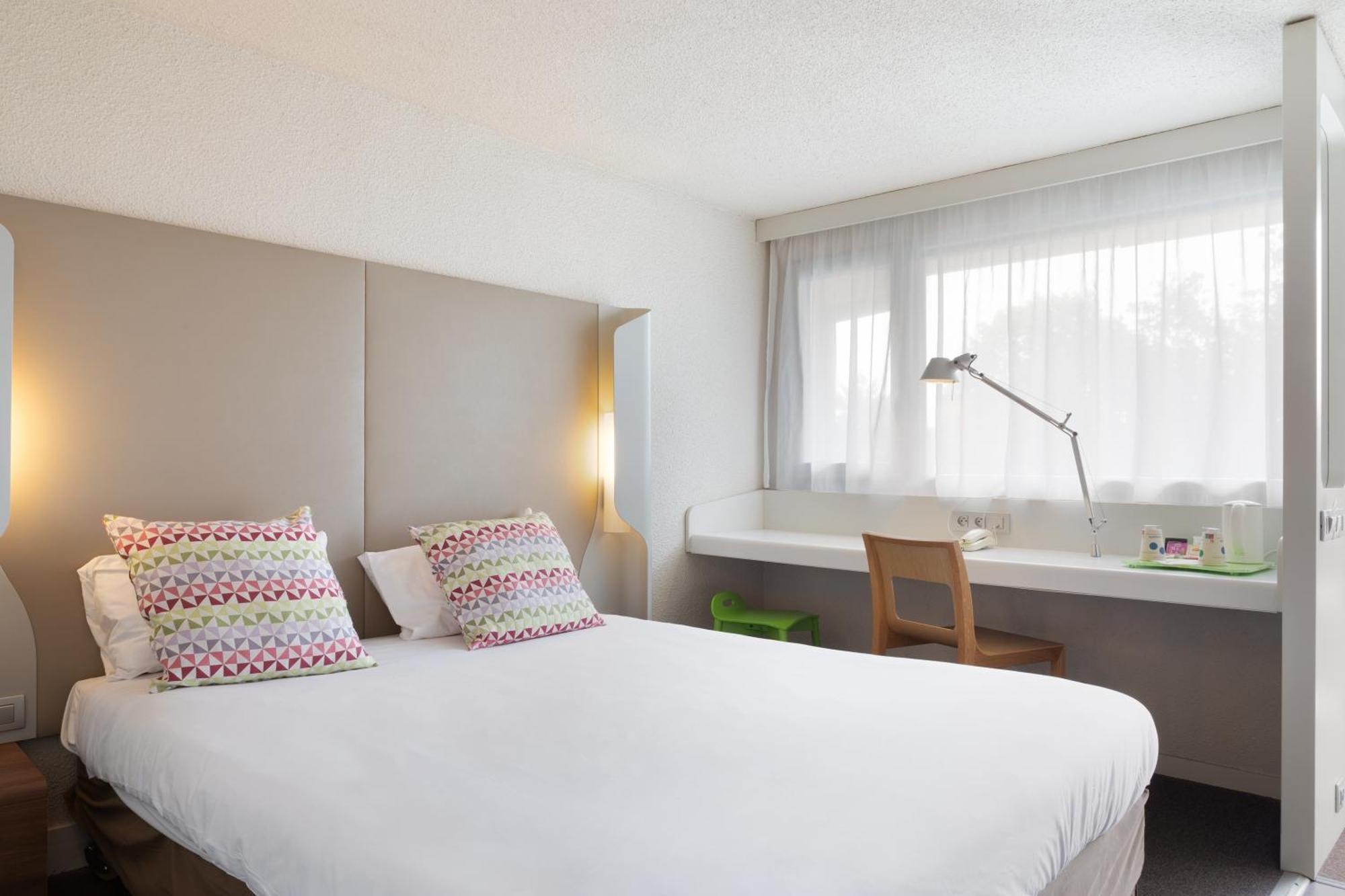 Campanile Creteil - Bonneuil Sur Marne Hotel Екстериор снимка