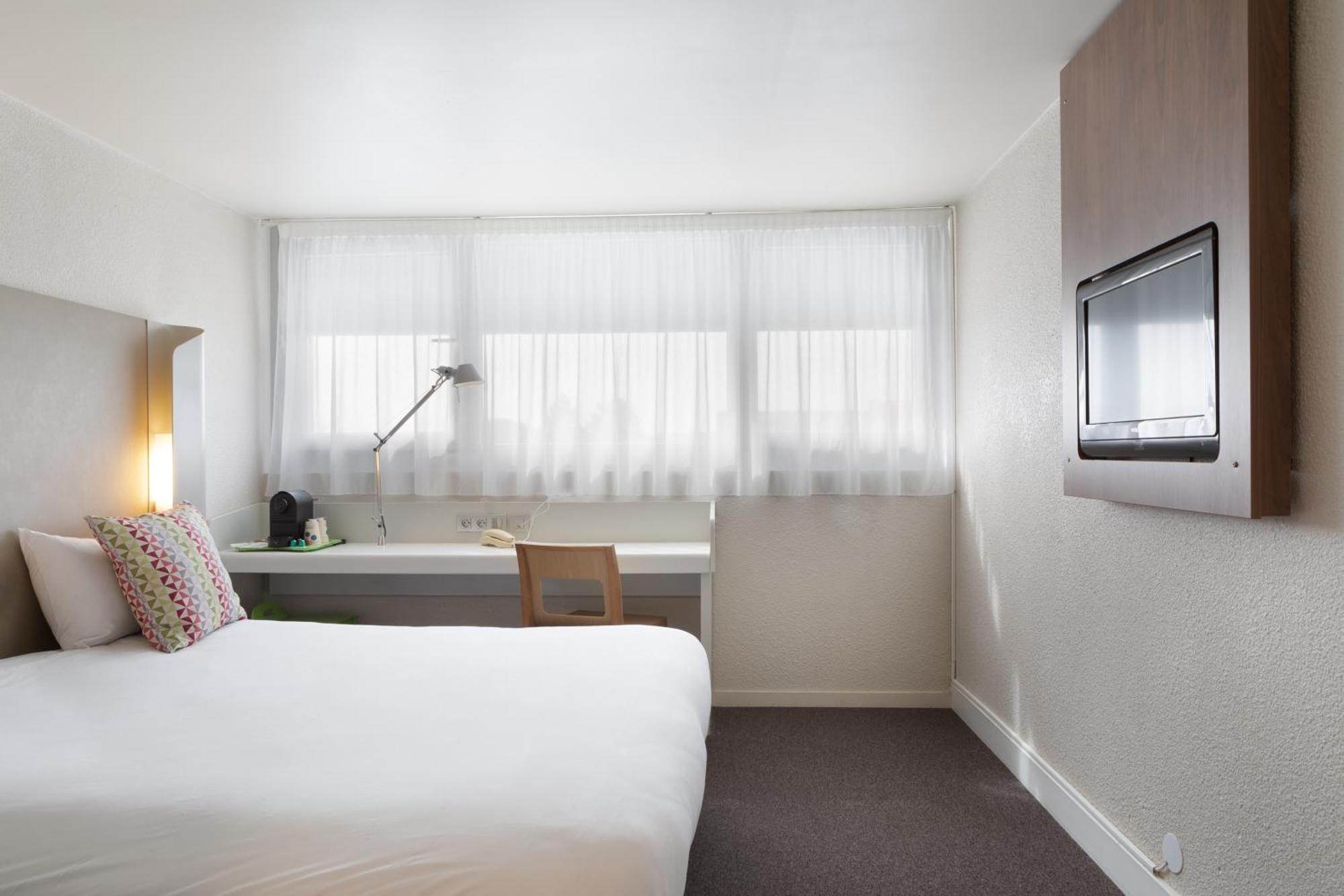 Campanile Creteil - Bonneuil Sur Marne Hotel Екстериор снимка