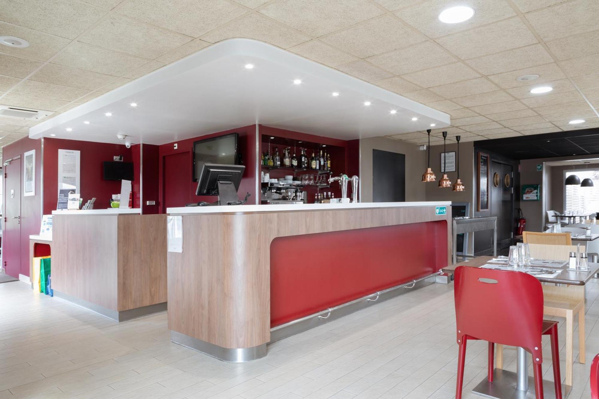 Campanile Creteil - Bonneuil Sur Marne Hotel Екстериор снимка